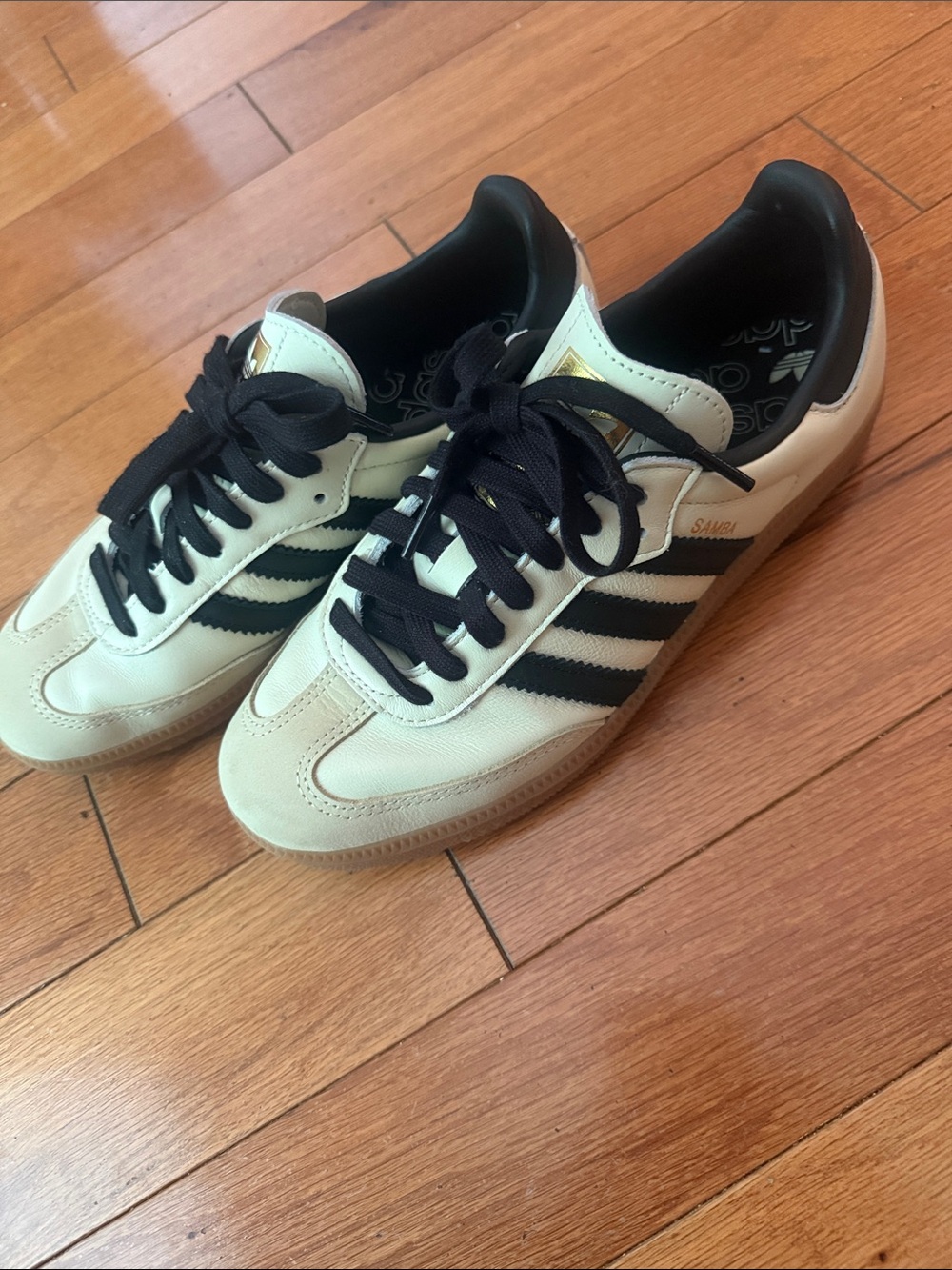 adidas Samba Sneakers in White and Black with Gold Tongue Detail - Picture 2 of 6